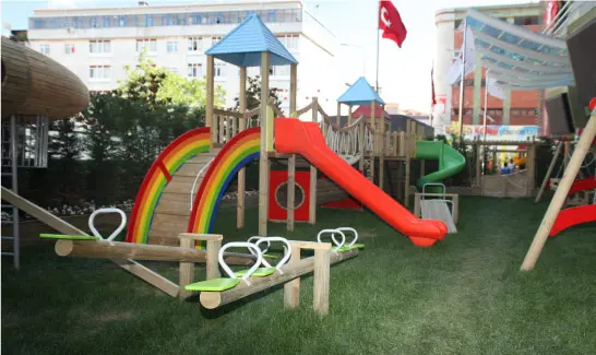 Anaokulu bahçe malzemeleri ve oyun alanı ekipmanları